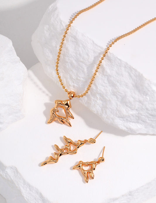 “Go with the flow” necklace