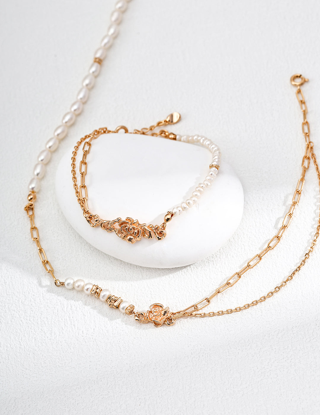 Golden Rose necklace