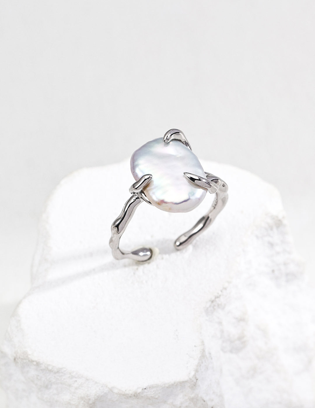 Natural freshwater pearl ring