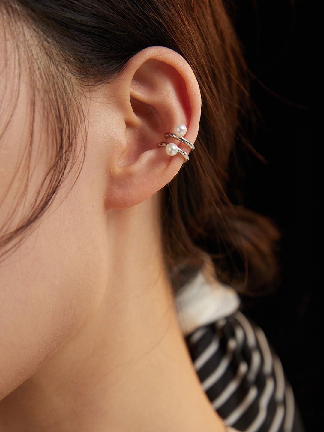 Pearl ear cuff