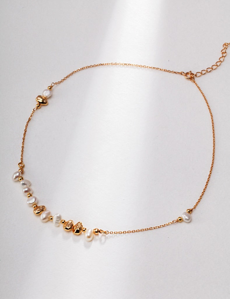 Isla necklace