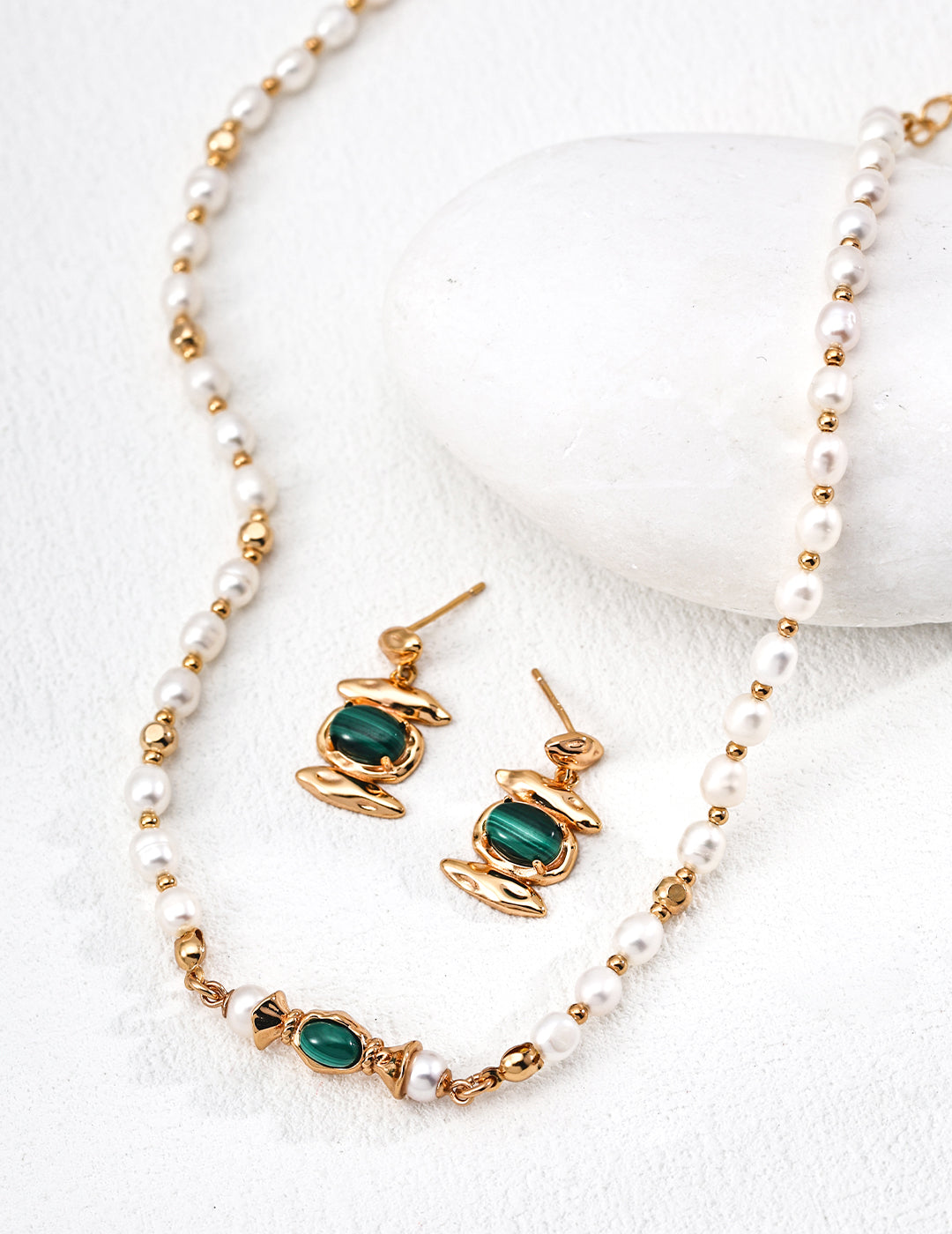 Vintage Malachite necklace