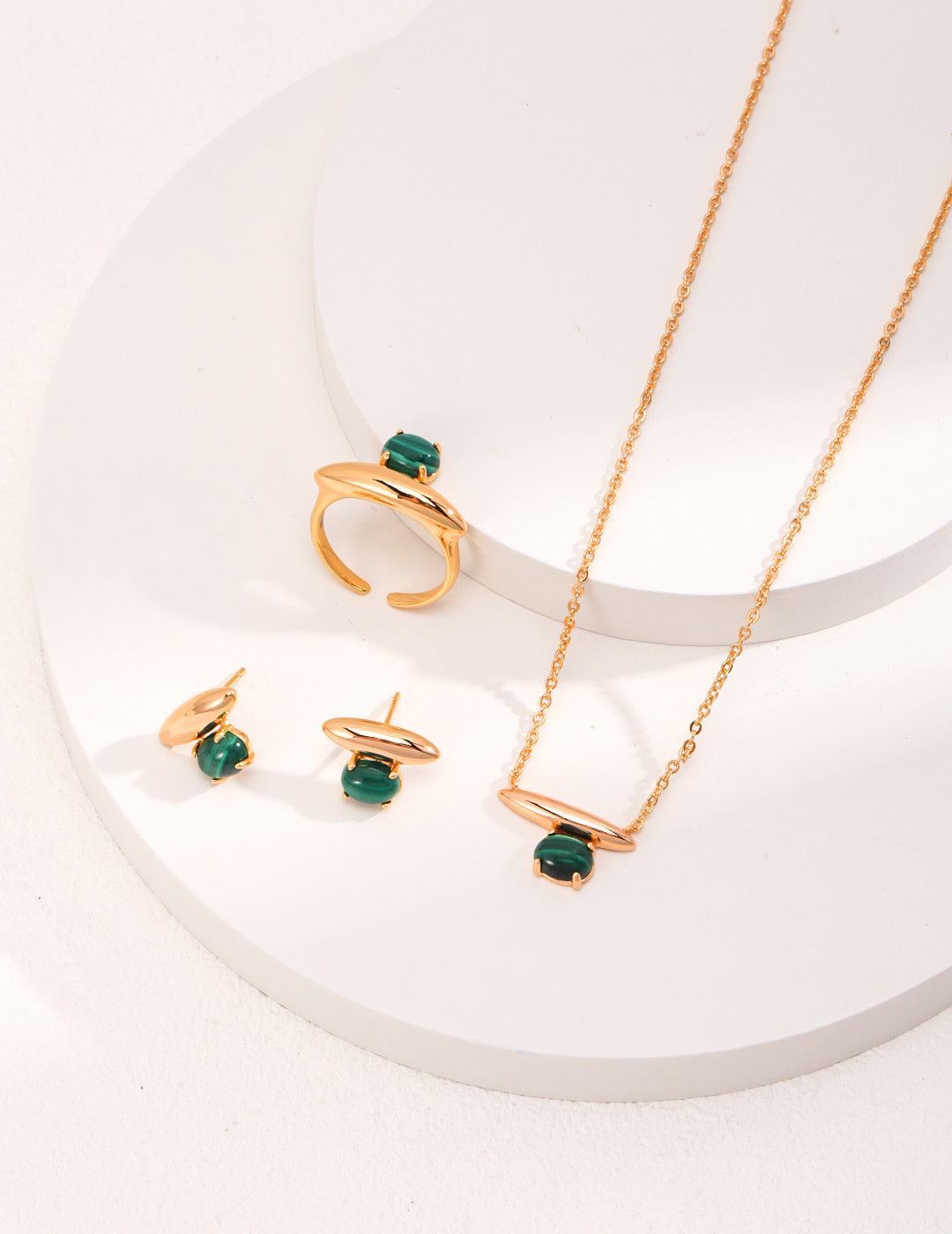 Malachite lake ring